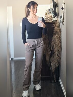 Lululemon Dance Studio Pants Size 4 Taupe Lightweight Drawstring Jogger Running